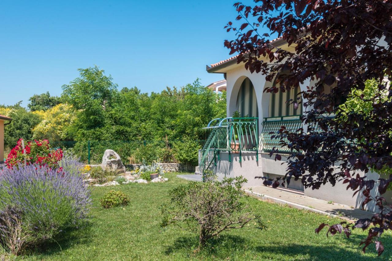 Holiday House Olive Grove With Pool And Garden Labin  Exterior foto